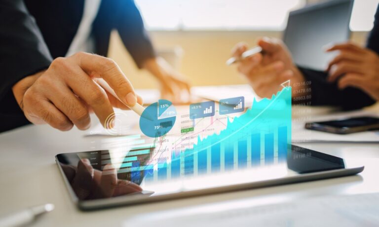 Harborne Leaders: Mastering the Art of Managing Managers 